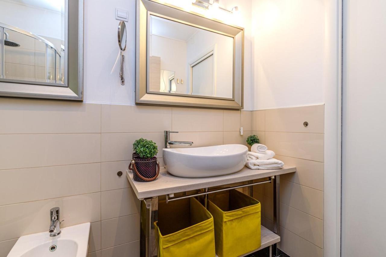 Two Bedroom Apartment La Mer Porec Bagian luar foto